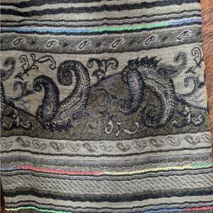 Oversized scarf or shawl